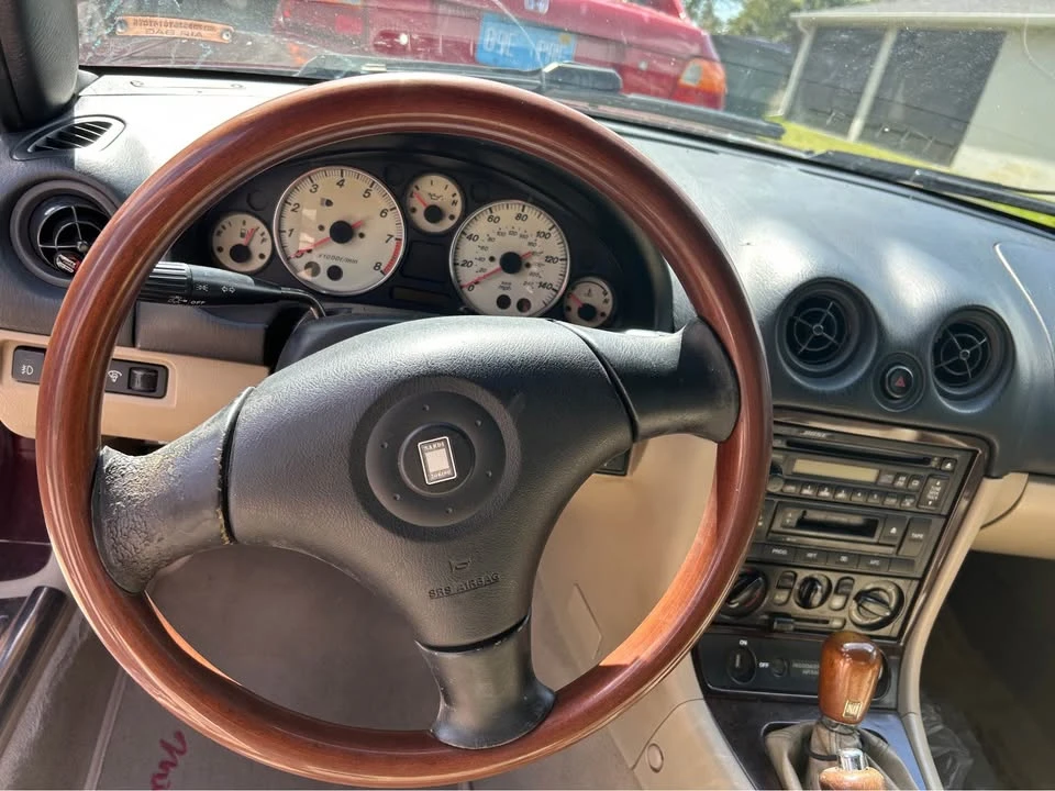 2000 Mazda NB MX-5 Miata - Image 4 of 5