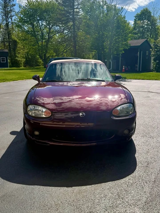 2000 Mazda NB MX-5 Miata - Image 2 of 15