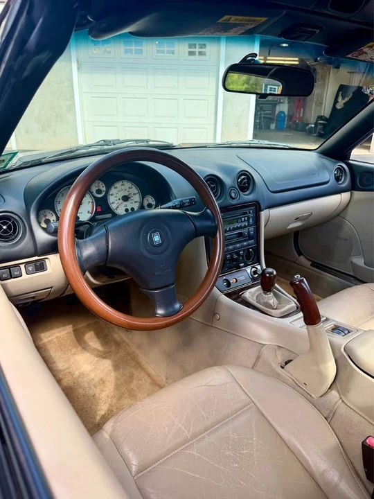 2000 Mazda NB MX-5 Miata - Image 11 of 15
