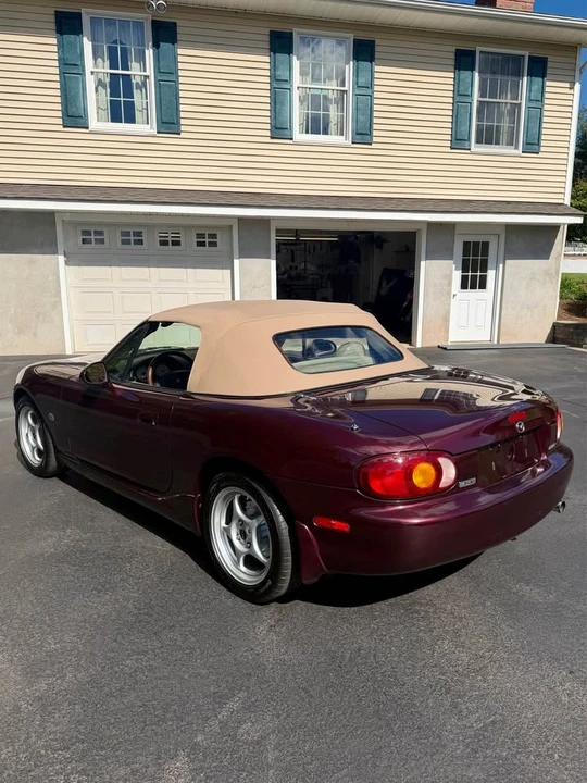 2000 Mazda NB MX-5 Miata - Image 5 of 15