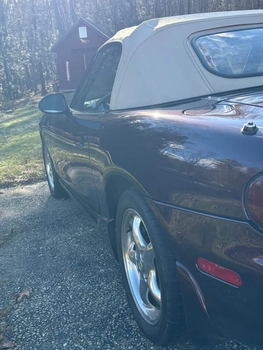 2000 Mazda NB MX-5 Miata - Image 9 of 14