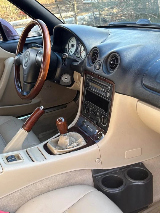 2000 Mazda NB MX-5 Miata - Image 12 of 14