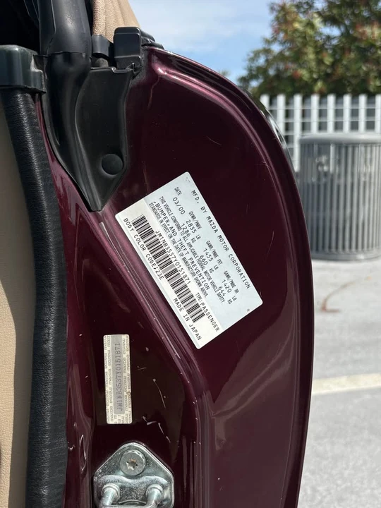 2000 Mazda NB MX-5 Miata - Image 14 of 19