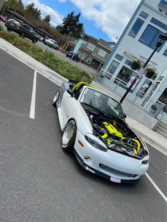 2000 Mazda NB MX-5 Miata - Image 8 of 10