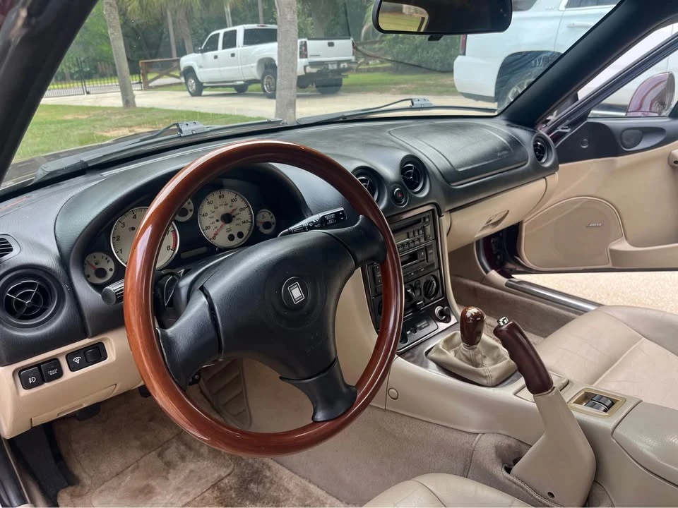 2000 Mazda NB MX-5 Miata - Image 12 of 16