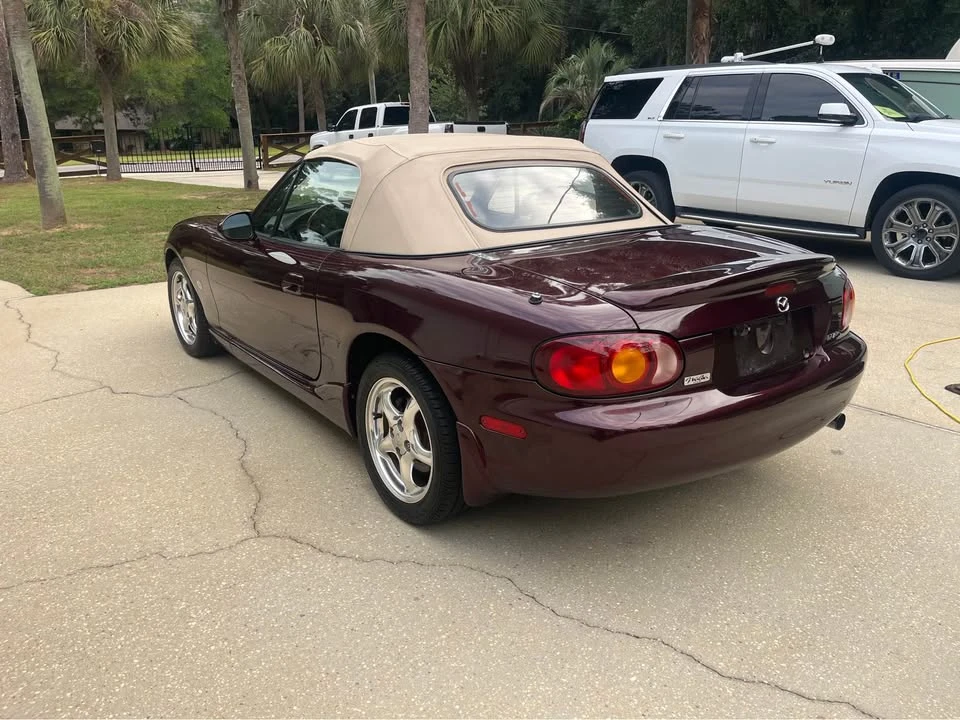 2000 Mazda NB MX-5 Miata - Image 5 of 16