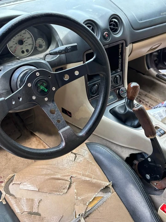 2000 Mazda NB MX-5 Miata - Image 8 of 11