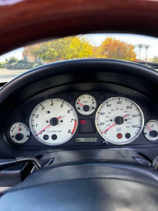 2000 Mazda NB MX-5 Miata - Image 7 of 20