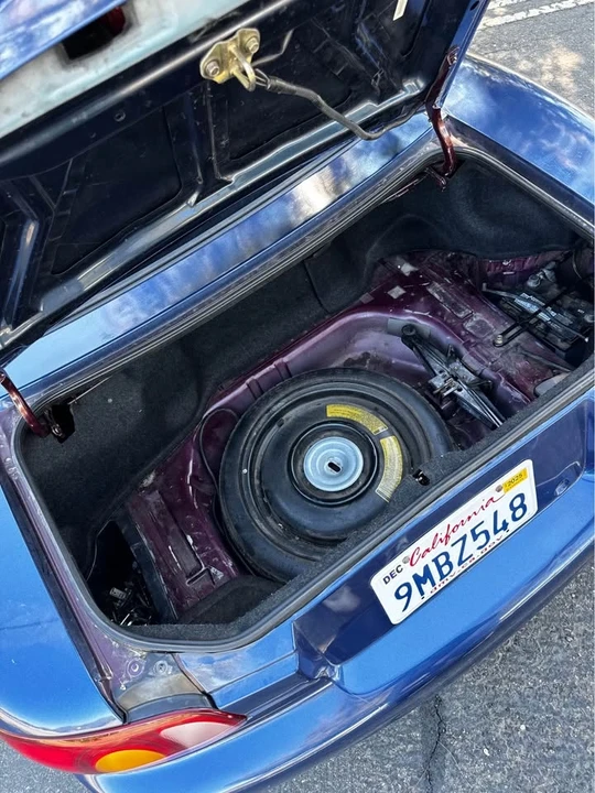 2000 Mazda NB MX-5 Miata - Image 12 of 20