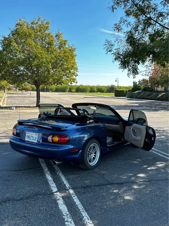 2000 Mazda NB MX-5 Miata - Image 6 of 20