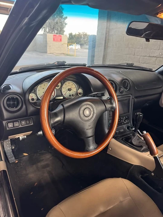 2000 Mazda NB MX-5 Miata - Image 4 of 8