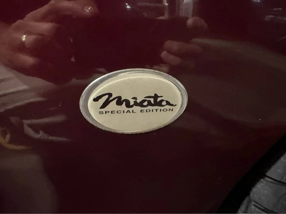2000 Mazda NB MX-5 Miata - Image 5 of 8