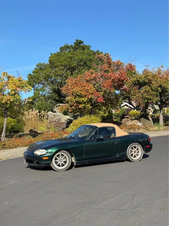 2000 Mazda NB MX-5 Miata - Image 4 of 9