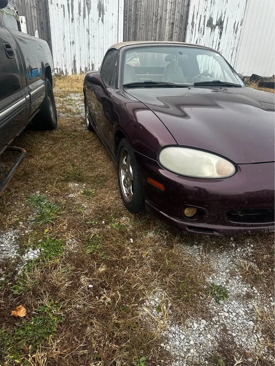 2000 Mazda NB MX-5 Miata - Image 4 of 13