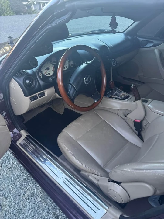 2000 Mazda NB MX-5 Miata - Image 4 of 6