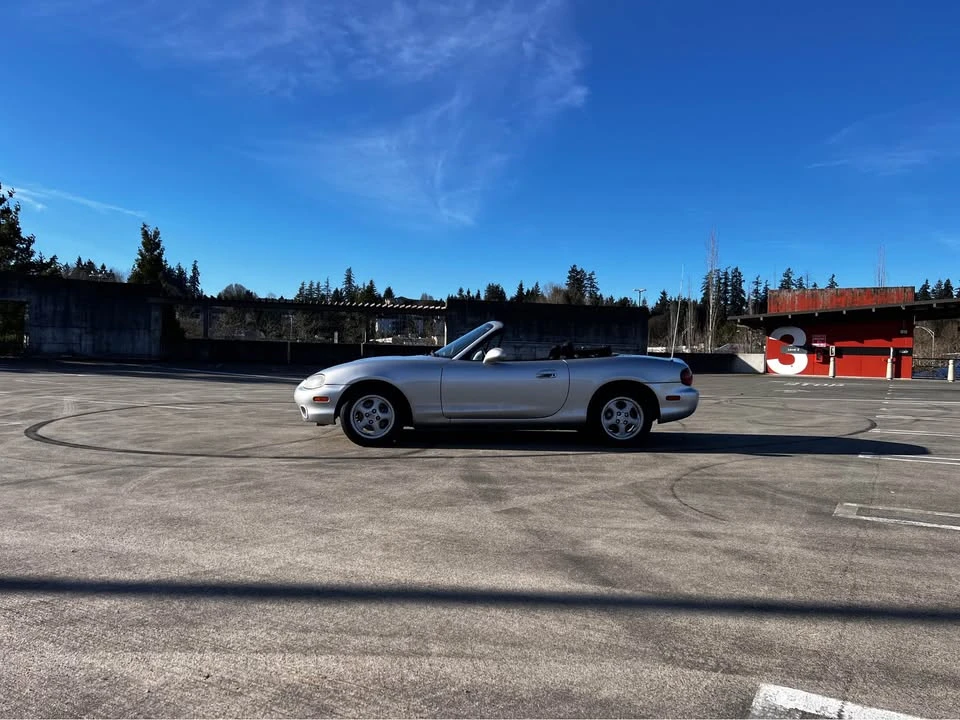 2000 Mazda NB MX-5 Miata - Image 8 of 15