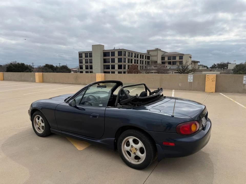 2000 Mazda NB MX-5 Miata - Image 7 of 10