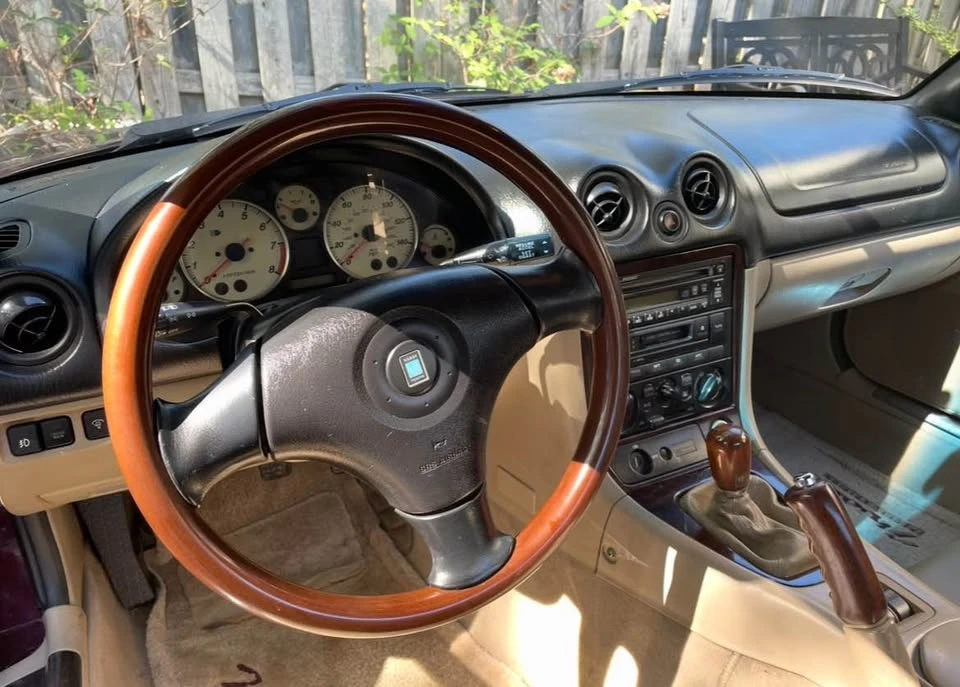 2000 Mazda NB MX-5 Miata - Image 9 of 11