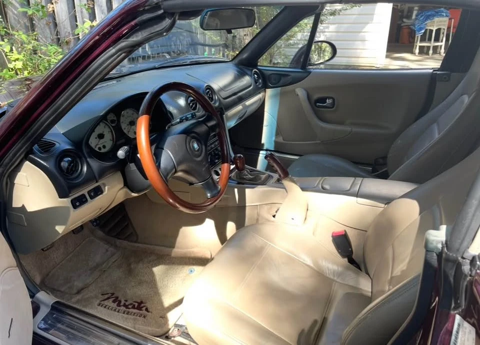 2000 Mazda NB MX-5 Miata - Image 10 of 11