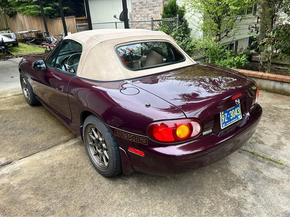 2000 Mazda NB MX-5 Miata - Image 9 of 18