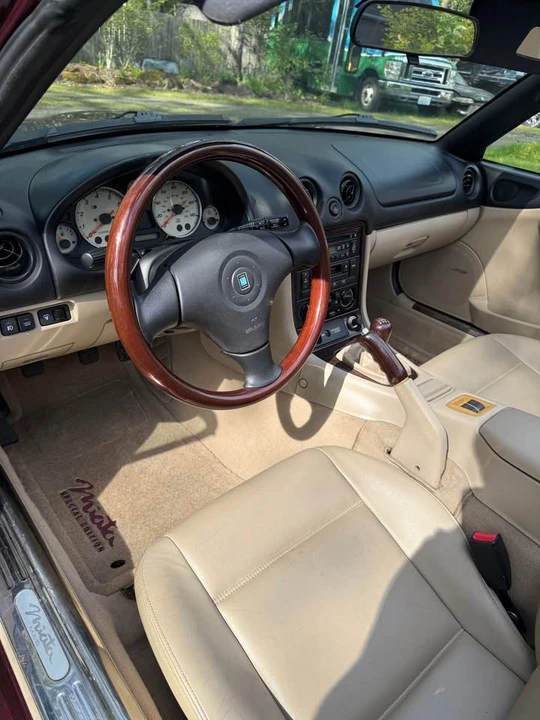 2000 Mazda NB MX-5 Miata - Image 8 of 14