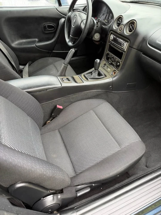 2000 Mazda NB MX-5 Miata - Image 12 of 12