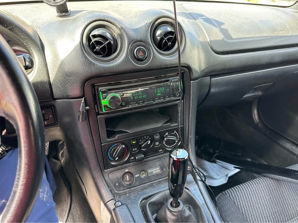 2000 Mazda NB MX-5 Miata - Image 11 of 14