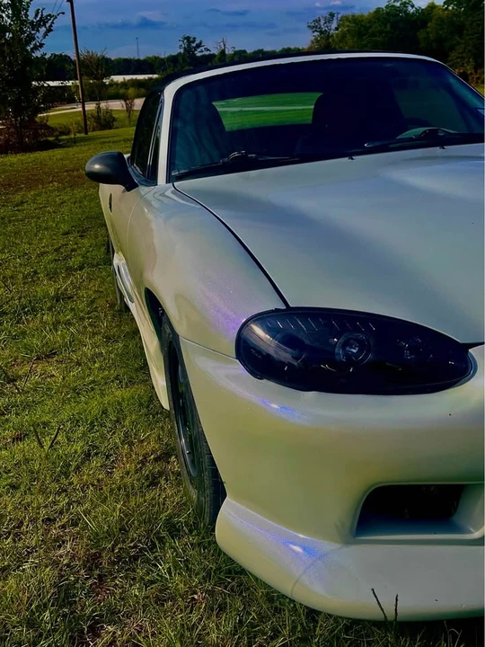 2000 Mazda NB MX-5 Miata - Image 5 of 8