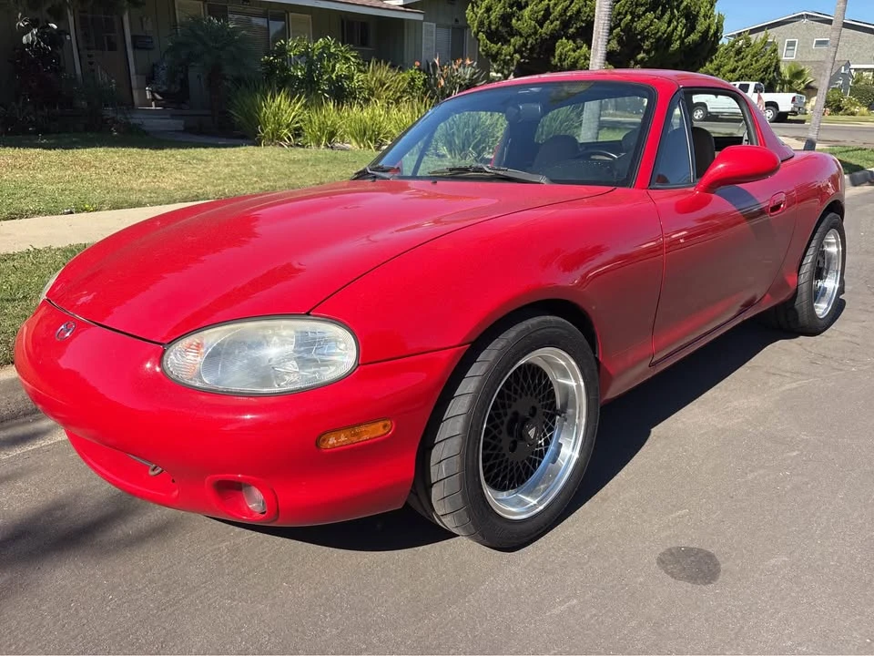 2000 Mazda NB MX-5 Miata - Image 9 of 10