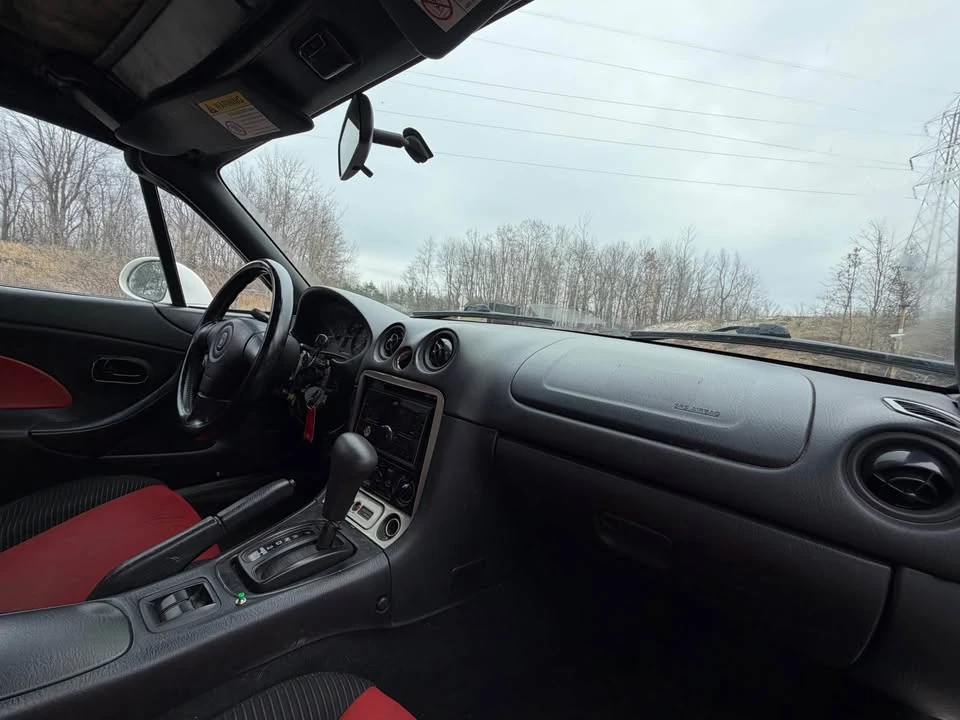 2000 Mazda NB MX-5 Miata - Image 9 of 17
