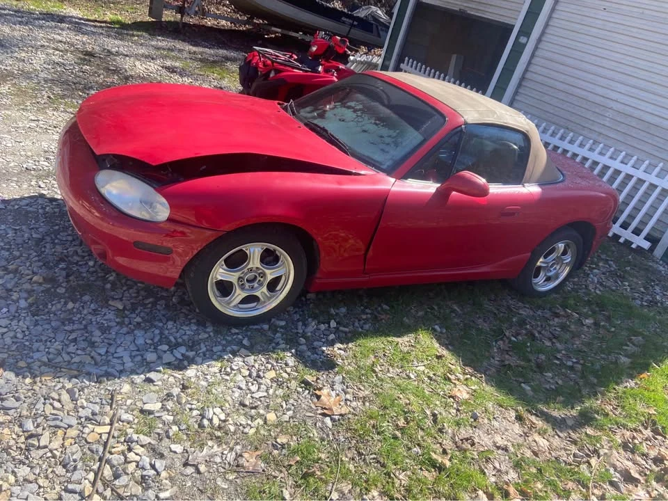 2000 Mazda NB MX-5 Miata - Image 4 of 5