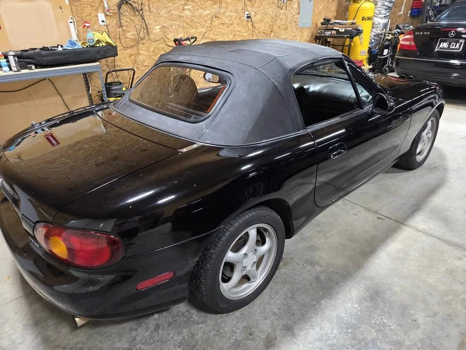 2000 Mazda NB MX-5 Miata - Image 10 of 13