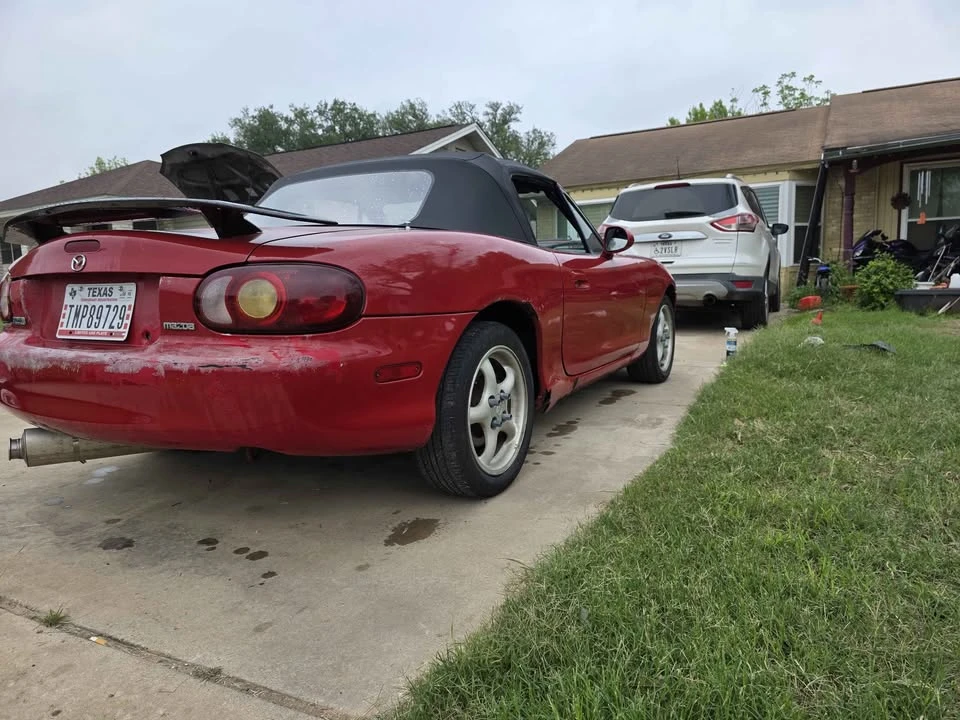 2000 Mazda NB MX-5 Miata - Image 4 of 9