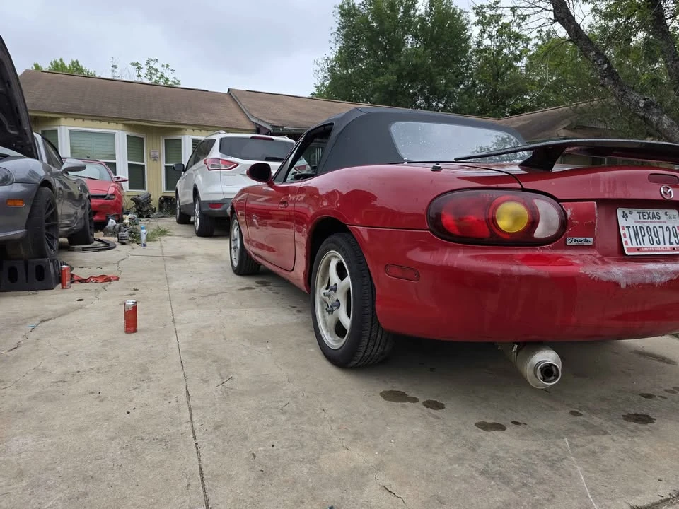 2000 Mazda NB MX-5 Miata - Image 5 of 9