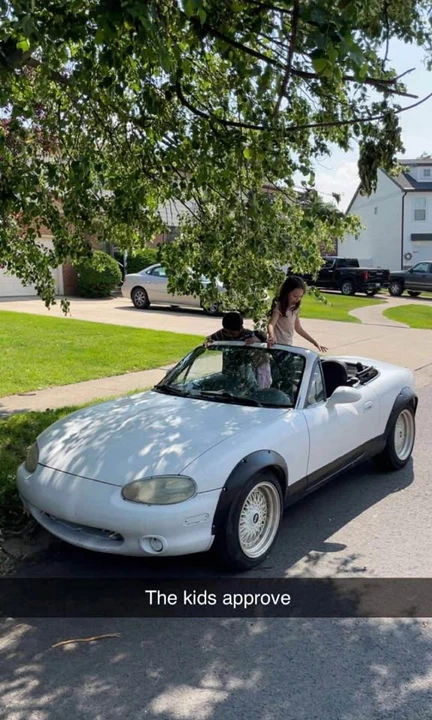 2000 Mazda NB MX-5 Miata - Image 2 of 3