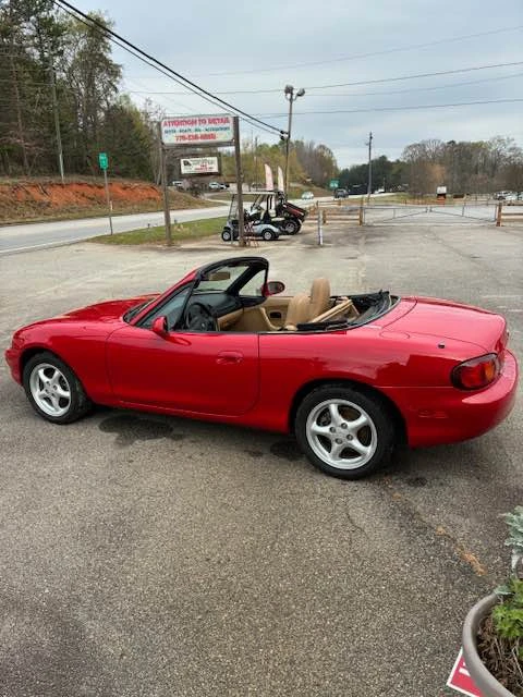2000 Mazda NB MX-5 Miata - Image 2 of 2