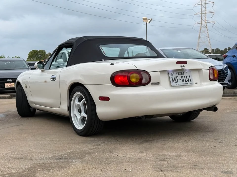 2000 Mazda NB MX-5 Miata - Image 3 of 12