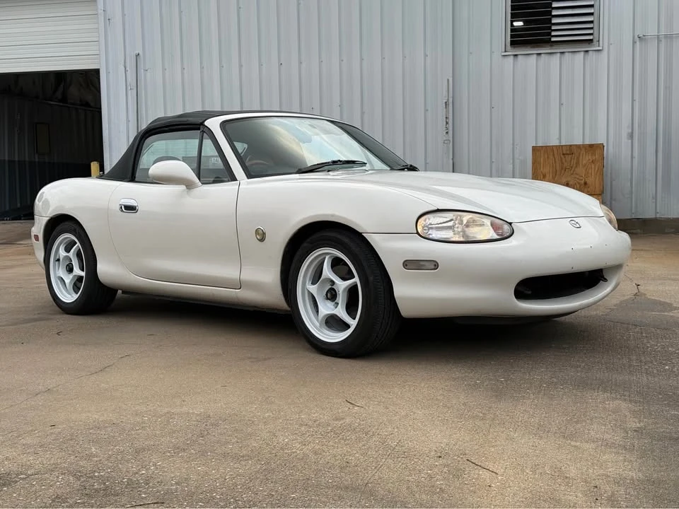 2000 Mazda NB MX-5 Miata - Image 4 of 12