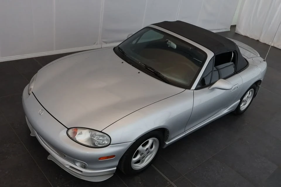 2000 Mazda NB MX-5 Miata - Image 4 of 19