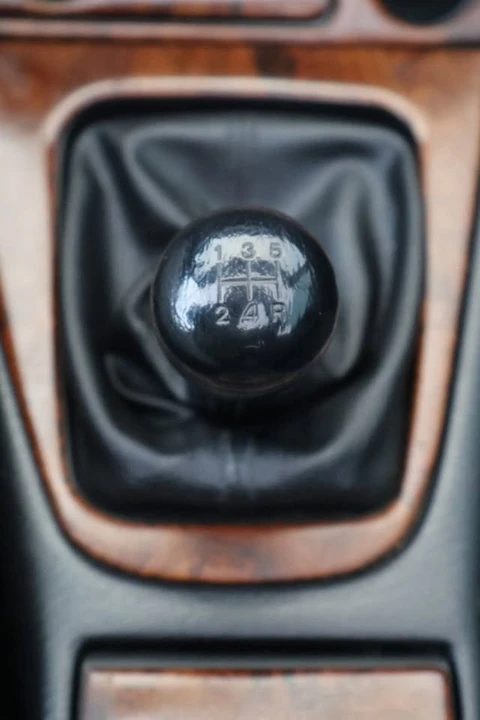 2000 Mazda NB MX-5 Miata - Image 14 of 19