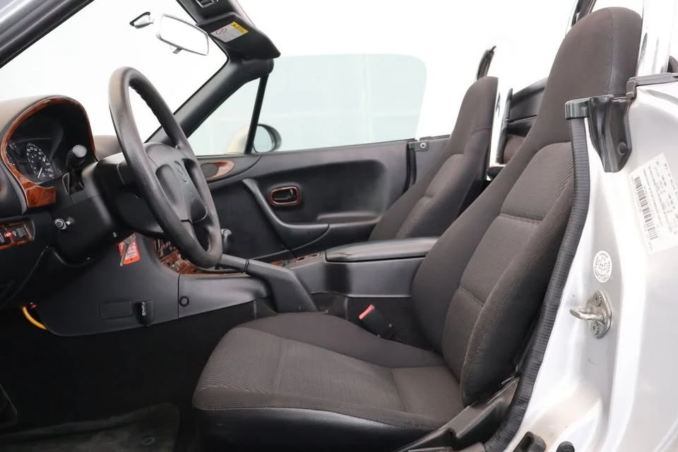 2000 Mazda NB MX-5 Miata - Image 8 of 19