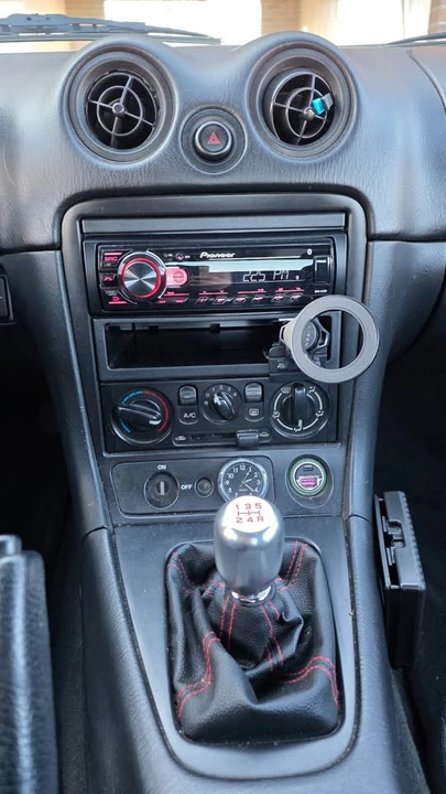 2000 Mazda NB MX-5 Miata - Image 5 of 20