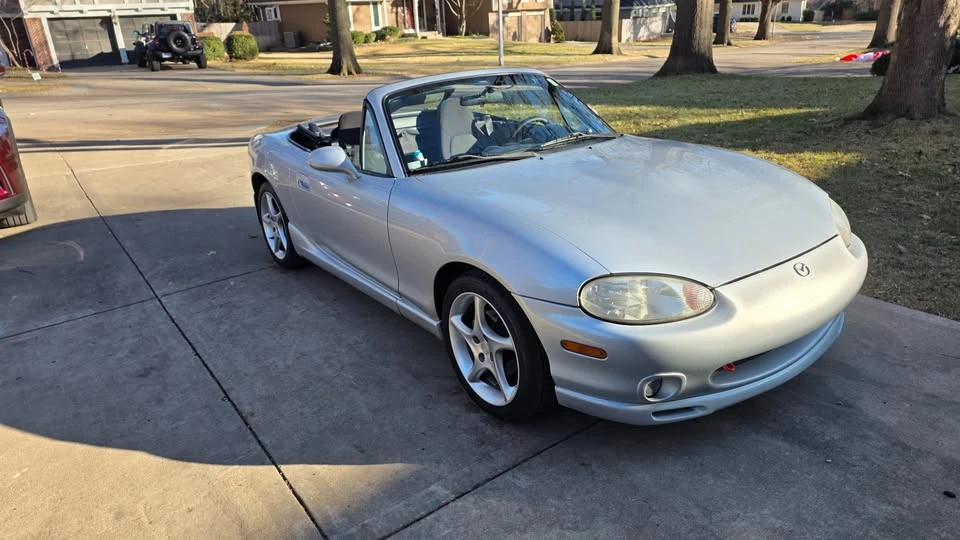 2000 Mazda NB MX-5 Miata - Image 13 of 20