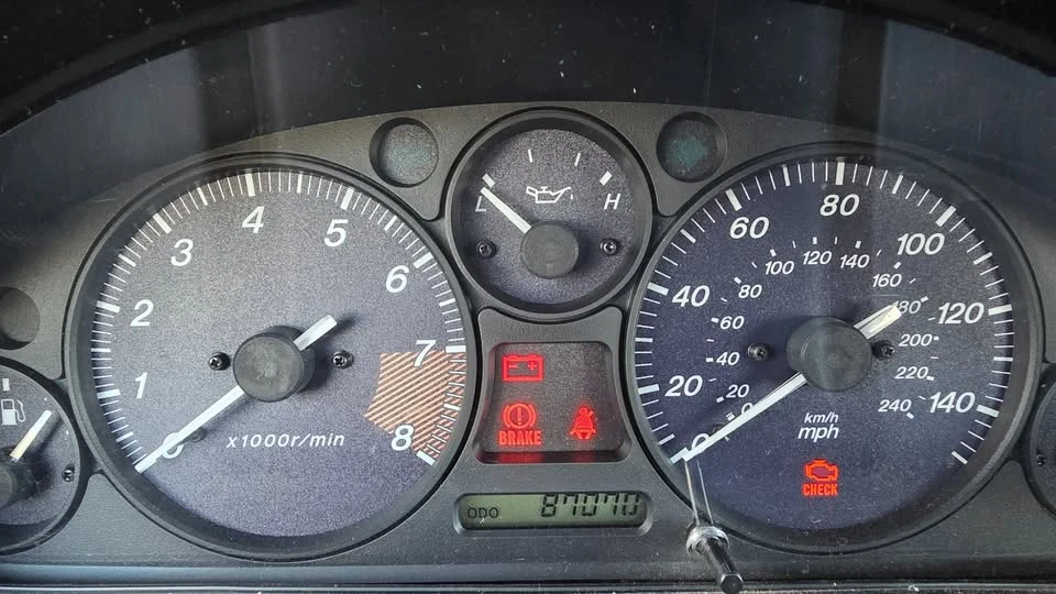 2000 Mazda NB MX-5 Miata - Image 2 of 20