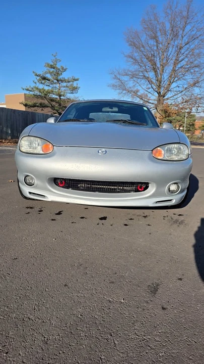 2000 Mazda NB MX-5 Miata - Image 10 of 20