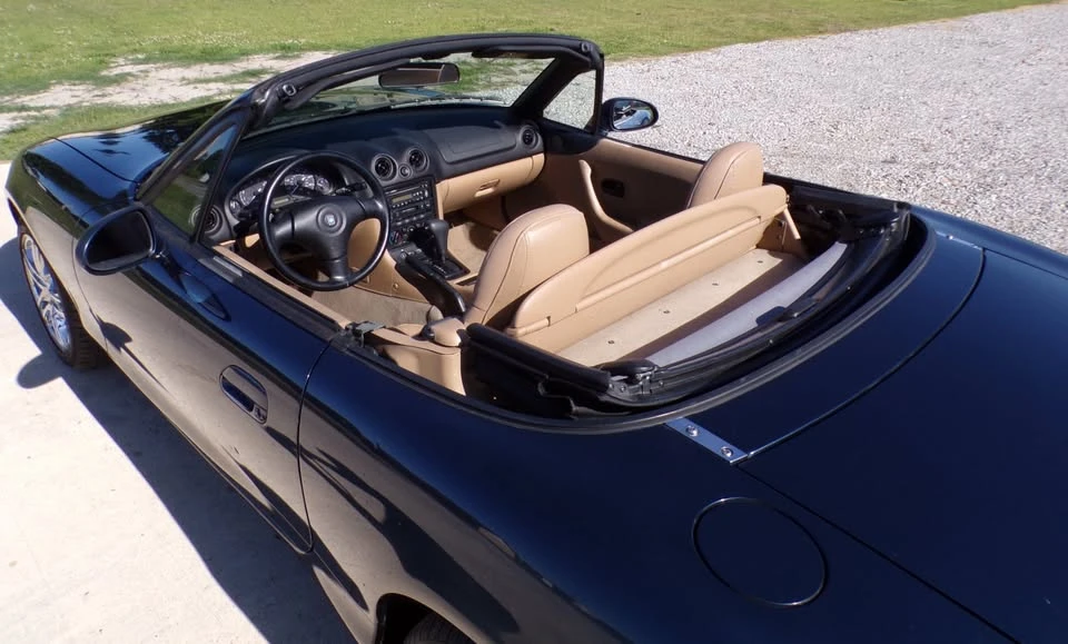 2000 Mazda NB MX-5 Miata - Image 8 of 14