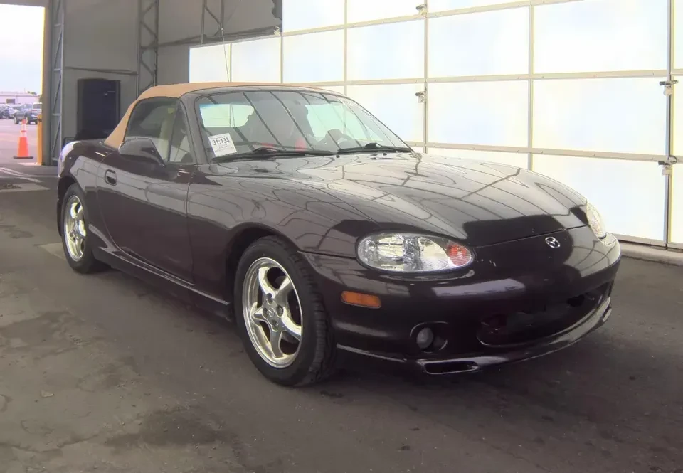 2000 Mazda NB MX-5 Miata - Image 2 of 2