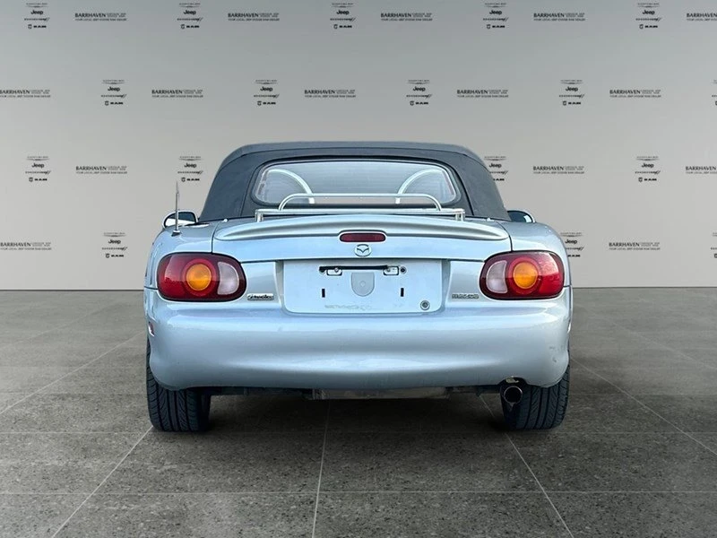 2000 Mazda NB MX-5 Miata - Image 5 of 7