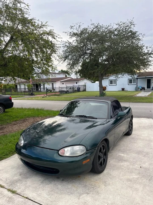 2000 Mazda NB MX-5 Miata - Image 6 of 8
