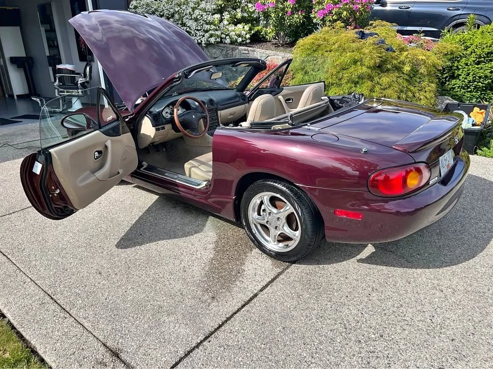 2000 Mazda NB MX-5 Miata - Image 2 of 8